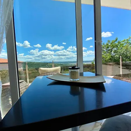 Apartma Hill Apartment *