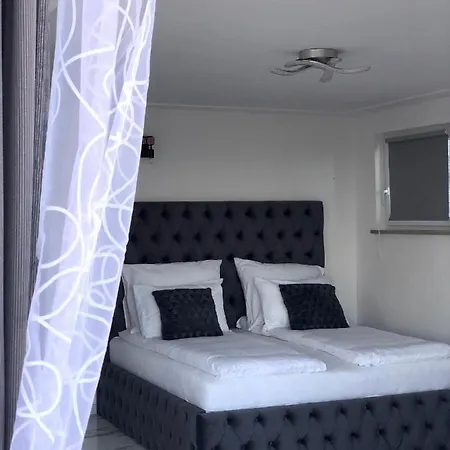 Apartma Hill *